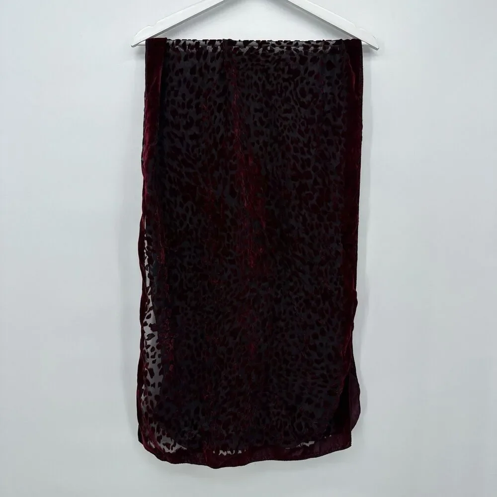 Vintage size red